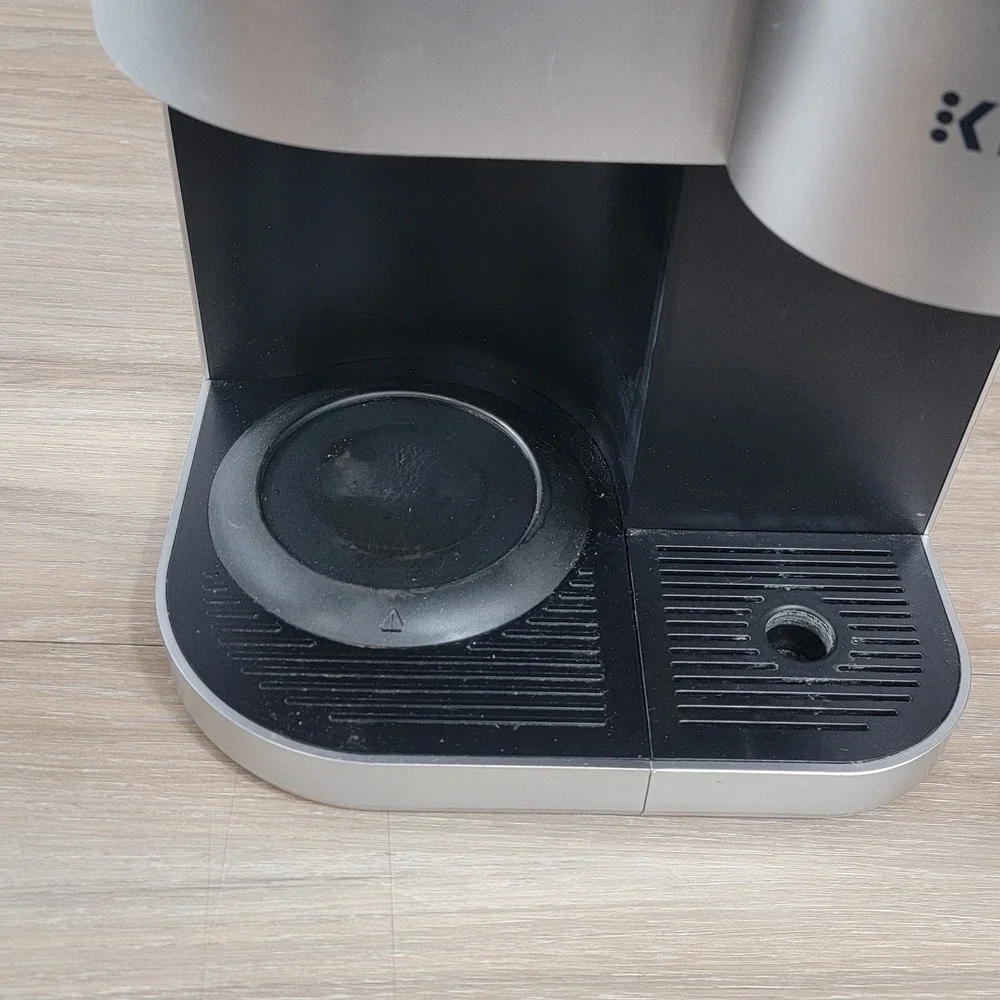 Keurig K-Duo 5200 Single Serve and 12-Cup Carafe Coffee Maker Silver Black
